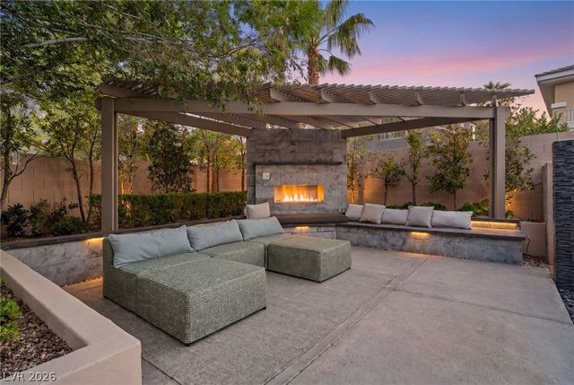 9504 Balatta Canyon Court, Las Vegas, NV 89144