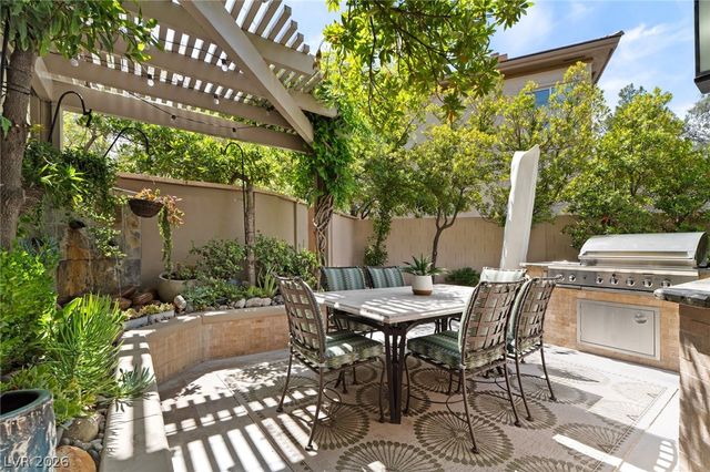 9504 Balatta Canyon Court, Las Vegas, NV 89144