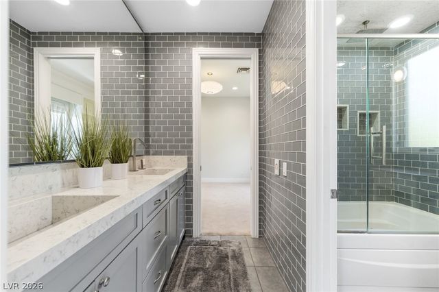 9504 Balatta Canyon Court, Las Vegas, NV 89144