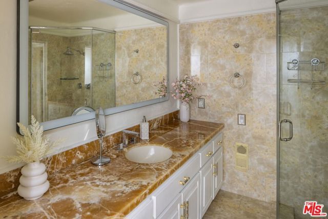 2184 Century Woods Way, Los Angeles, CA 90067