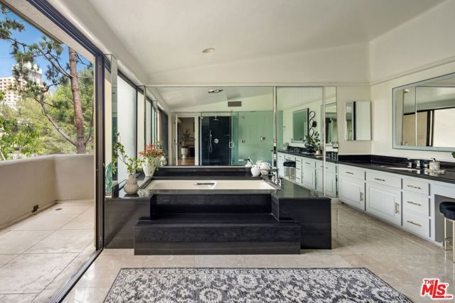 2184 Century Woods Way, Los Angeles, CA 90067
