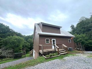 2073 Oven Creek Rd, Parrottsville, TN 37843