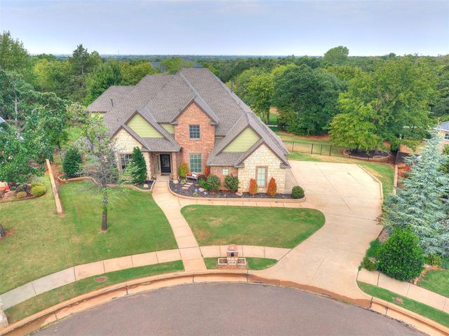 1516 Briar Forest Circle, Edmond, OK 73025