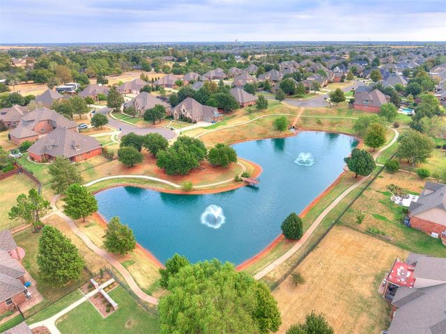 1516 Briar Forest Circle, Edmond, OK 73025