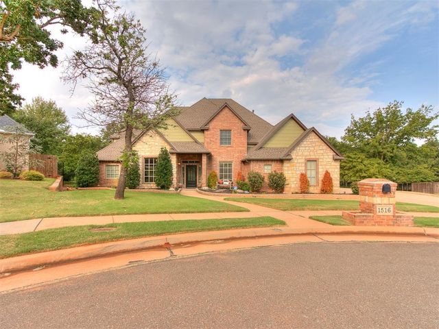 1516 Briar Forest Circle, Edmond, OK 73025