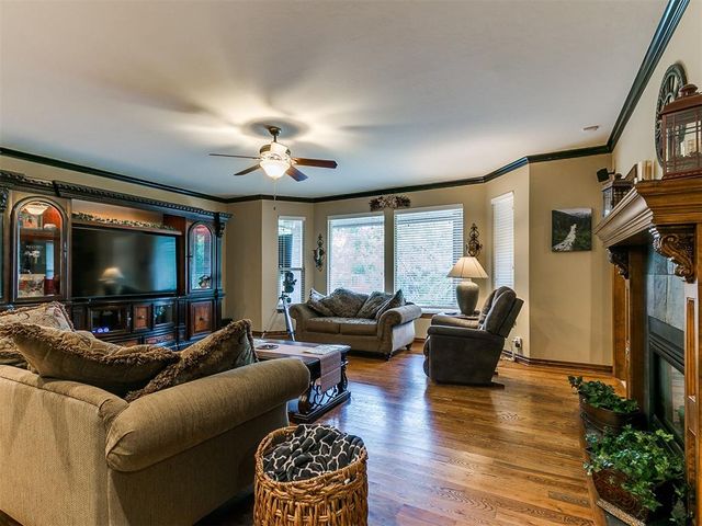 1516 Briar Forest Circle, Edmond, OK 73025