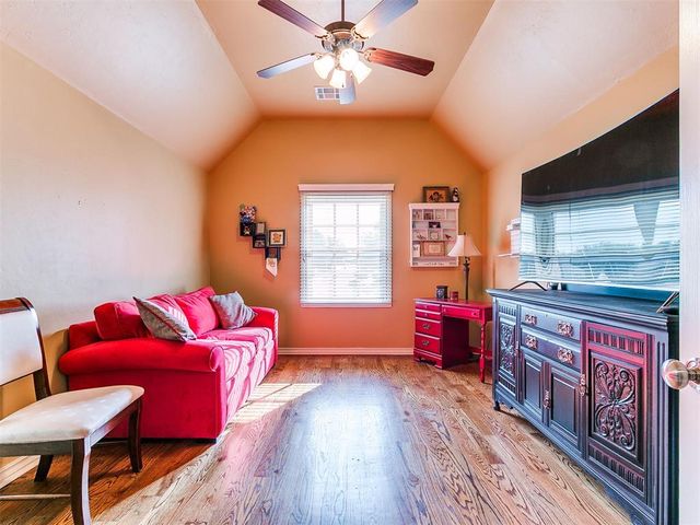 1516 Briar Forest Circle, Edmond, OK 73025