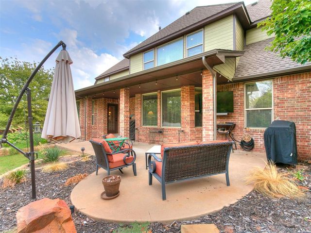 1516 Briar Forest Circle, Edmond, OK 73025