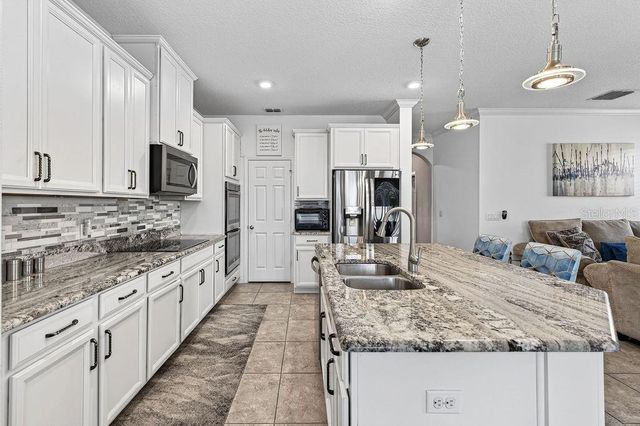 3943 GREEN SABAL DRIVE, Orlando, FL 32824