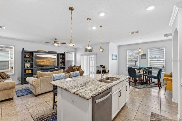 3943 GREEN SABAL DRIVE, Orlando, FL 32824