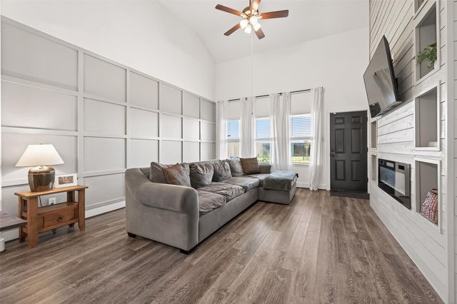 6330 Belleau Lake Drive, Katy, TX 77493