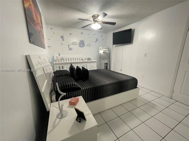 961 W 37th Terrace 30, Hialeah, FL 33012