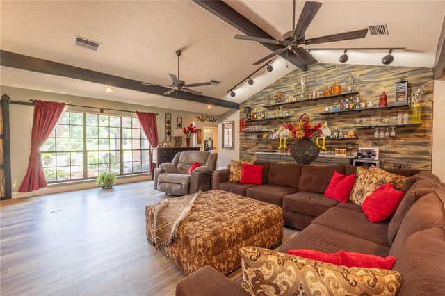 2550 SE 40TH STREET, Ocala, FL 34480