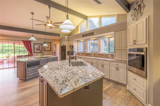 2550 SE 40TH STREET, Ocala, FL 34480