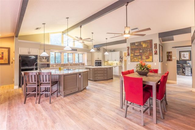 2550 SE 40TH STREET, Ocala, FL 34480
