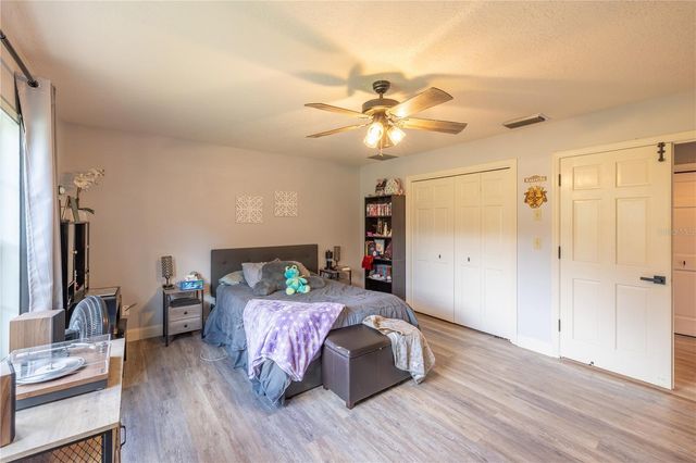 2550 SE 40TH STREET, Ocala, FL 34480