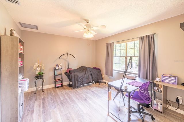 2550 SE 40TH STREET, Ocala, FL 34480