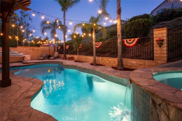 29053 Raintree Lane, Saugus, CA 91390