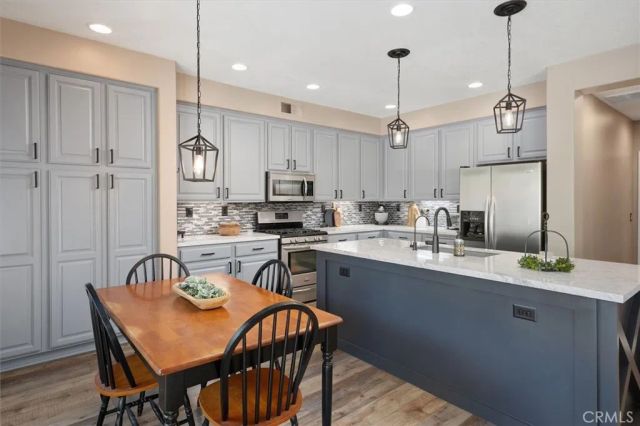 29053 Raintree Lane, Saugus, CA 91390