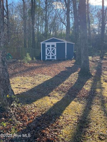 733 Stonewall Avenue, Jacksonville, NC 28540