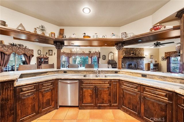 6091 Appaloosa Avenue, Jurupa Valley, CA 92509