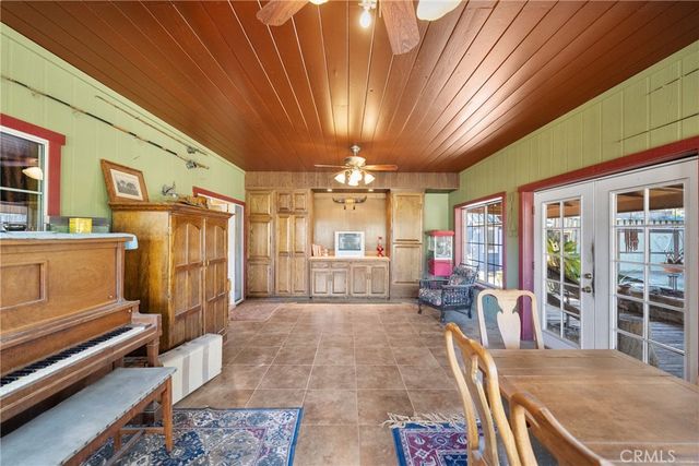 6091 Appaloosa Avenue, Jurupa Valley, CA 92509