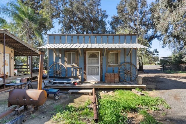 6091 Appaloosa Avenue, Jurupa Valley, CA 92509