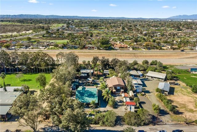 6091 Appaloosa Avenue, Jurupa Valley, CA 92509