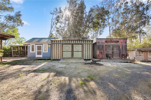 6091 Appaloosa Avenue, Jurupa Valley, CA 92509