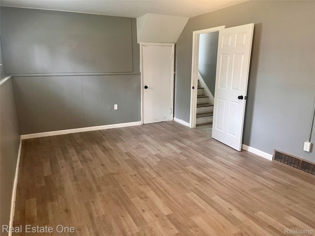 8650 Cedar Court, Superior Charter Township, MI 48198