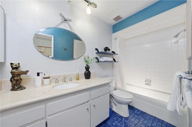 2311 4th Street 106, Santa Monica, CA 90405