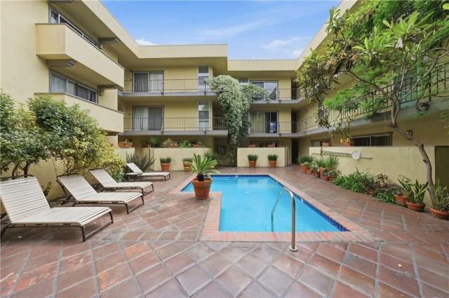 2311 4th Street 106, Santa Monica, CA 90405