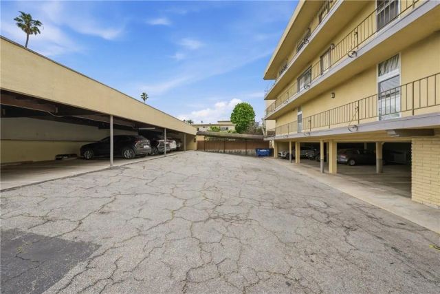 2311 4th Street 106, Santa Monica, CA 90405