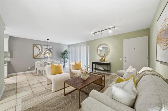 2311 4th Street 106, Santa Monica, CA 90405