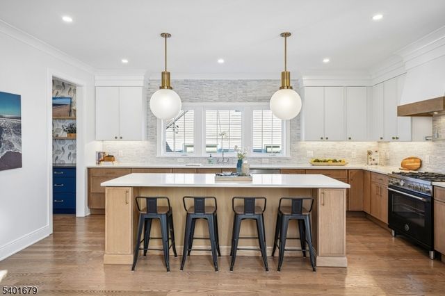 49 The Fellsway, New Providence Boro, NJ 07974