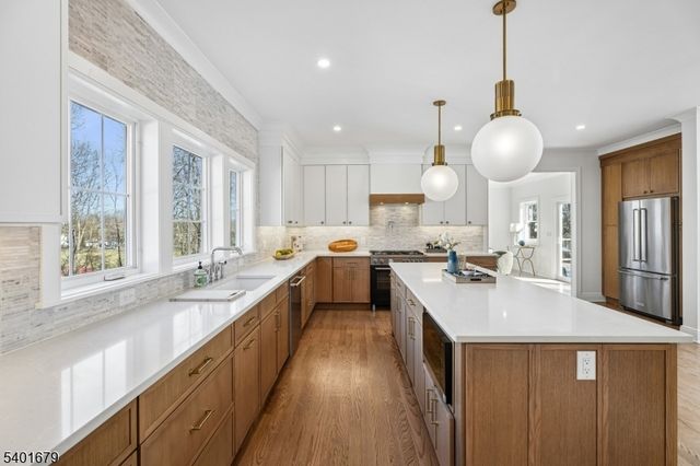 49 The Fellsway, New Providence Boro, NJ 07974