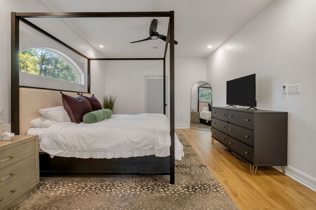 3095 Shamrock St N, Tallahassee, FL 32309