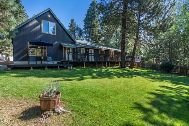 17065 Oxnard Road, Bend, OR 97707