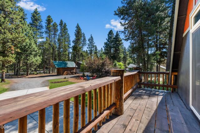 17065 Oxnard Road, Bend, OR 97707