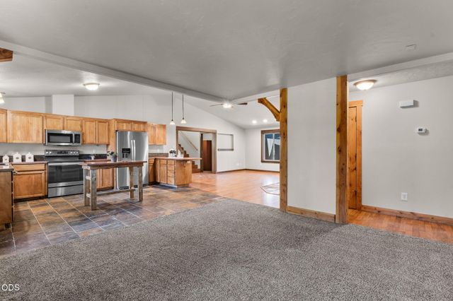 17065 Oxnard Road, Bend, OR 97707