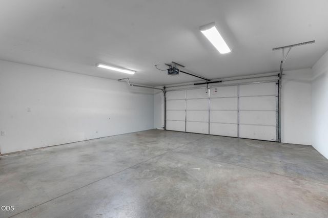 17065 Oxnard Road, Bend, OR 97707