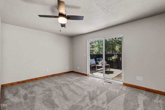 17065 Oxnard Road, Bend, OR 97707