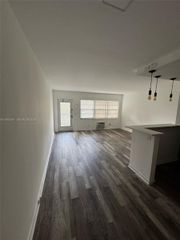 22 Suffolk A 22, Boca Raton, FL 33434