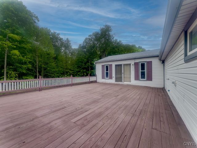 924 County Route 12, Schroeppel, NY 13132