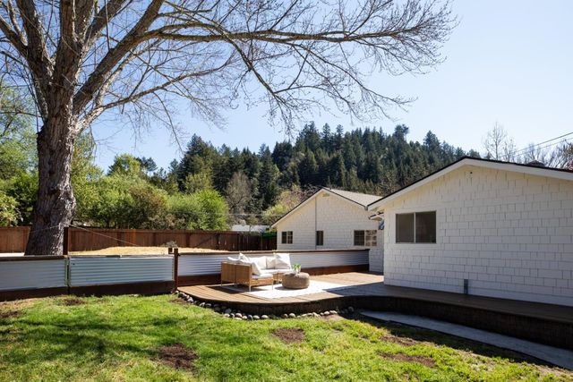8215 Glen Arbor Road, Ben Lomond, CA 95005
