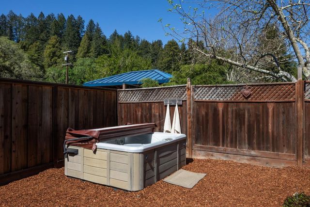 8215 Glen Arbor Road, Ben Lomond, CA 95005