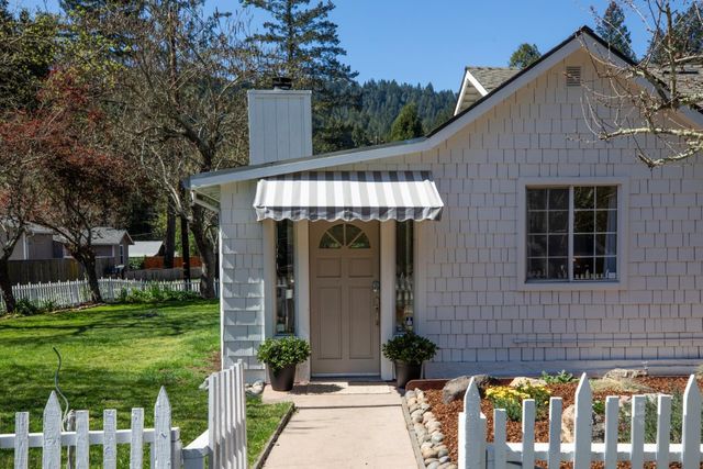 8215 Glen Arbor Road, Ben Lomond, CA 95005