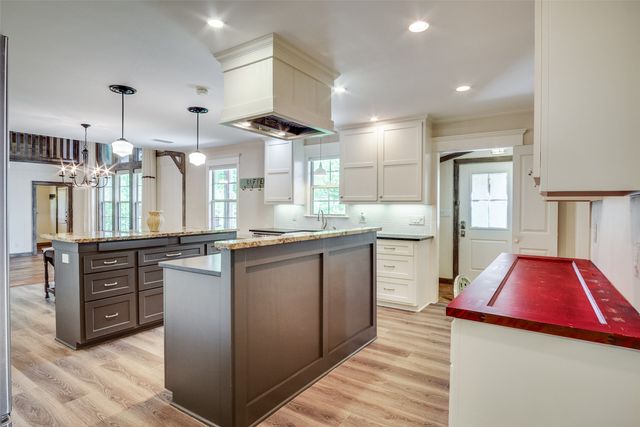 2457 NE County Road 0080, Corsicana, TX 75109