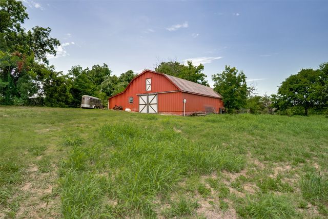 2457 NE County Road 0080, Corsicana, TX 75109