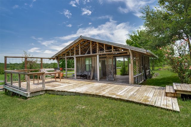 2457 NE County Road 0080, Corsicana, TX 75109